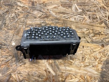 Резистор вентилятор vw audi 3c0907521f фото №1