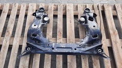 Підрамник перед audi a6 c5 2.4b 02r фото №1