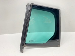 Скло двері бокова зад задня ліва renault megane 4 iv універсал 2015- фото №1