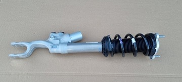 Mercedes c класс w206 amg амортизатор правый перед фото №1