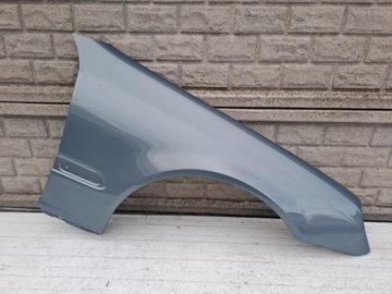 Mercedes c-klasa w203 крыло переднее правые оригинал фото №1