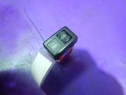 Mazda demio 5d 99-07 переключатель света выключатель фото №1