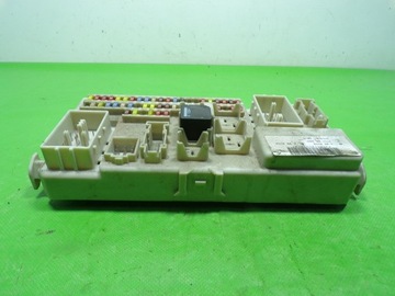 Ford focus mk2 1.8 tdci коробка модуль запобіжників 4m5t14a073dg фото №1