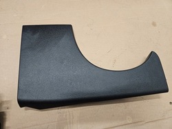 Opel corsa f левая защита корпус панели консоли 39176074 9829590280 фото №1