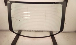 Стекло задняя зад vw new beetle 3-дверь hbk 2011- фото №1