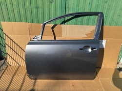 Nissan leaf ii двері передні ліві оригінальні фото №1