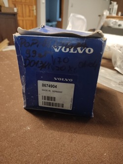 Volvo v70 пепельница новая oem 8674904 фото №1