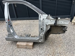 Suzuki vitara поріг праві рік 2022 фото №1