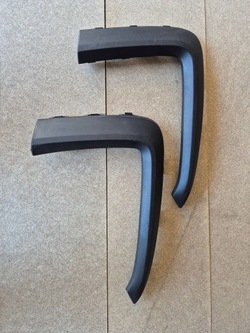 Bmw i3 2019 планка бампера передньої фото №1