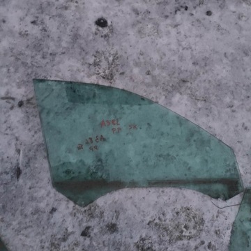 Стекло дверь правые перед audi a3 8l fl 43r-001352 фото №1