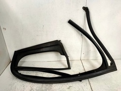 Прокладка двері лівий зад cruze універсал фото №1