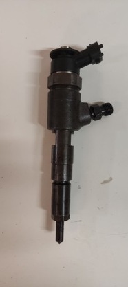 Інжектор peugeot 206 1.4 hdi 8hz 0445110252 фото №1