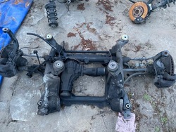 Mercedes ml w164 kpl передня поворотна опора права фото №1