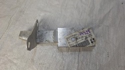 Audi a4 b5 отбойник зона смятия зад бампера кронштейн балка фото №1