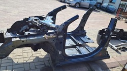 Peugeot 508 чверть ліва лонжерон поріг фото №1