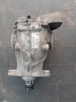 Міст зад 3,23 - bmw 5 f10 f11 2.0d механічна коробка передач фото №1