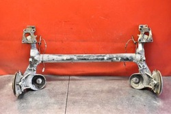 Вісь зад задня балка citroen berlingo 2 ii 1.6 16v 90 km 08-12 фото №1