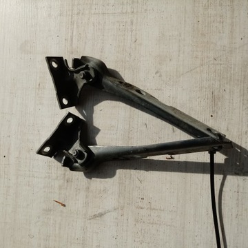 Петлі капота перед лівий праві audi cabrio 80 фото №1