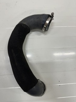 Audi q5 ii 80a труба шланг шланг радиатор интеркулер 80a145738b фото №1