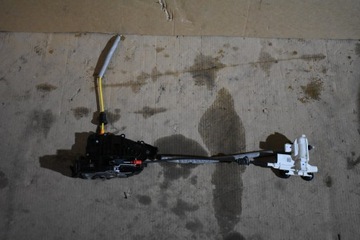 Замок доводчик двері переднє праві mercedes w247 w290 1 фото №1