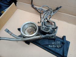 Розподільник форсунка пального vw audi 0438120208 026133353b фото №1