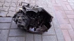 Коробка передач коробки передач 20cf08 peugeot 206 1.1b фото №1