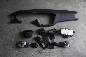 Hyundai i20 i 20 полиця ущільнювач скла подушка безпеки капот ремені pas панель консоль pulpit фото №1