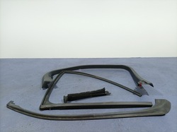 Lexus ux 250h комплект прокладок двері зад лівий 67674-76020 фото №1