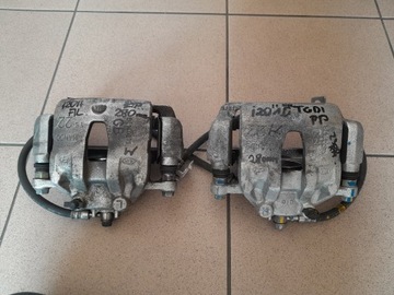 Hyundai i20 ii рестайлінг 19r супорт гальмівний перед l p фото №1