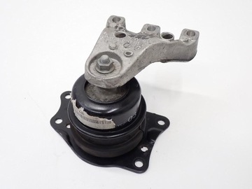 Лапи подушка крепление двигателя polo v 6r 6c seat ibiza iv 6j 1.2t cbz 12r фото №1
