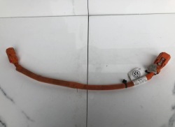 Трубка  питающий vw e-golf 5qe971483a фото №1