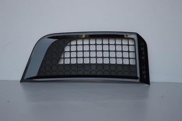 Впуск решітка крила land rover defender фото №1