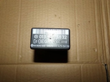 Реле модуль 0135454832 mercedes w124 фото №1