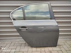 Bmw e60 двері праві зад фото №1