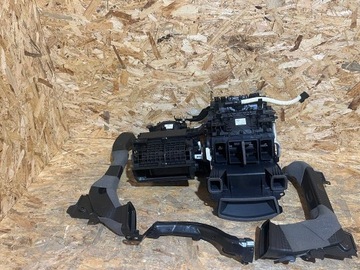 Комплектная отопитель воздуходувка toyota yaris cross 23r оригинал фото №1