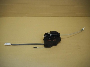 Замок двері правих задніх bmw f30 фото №1