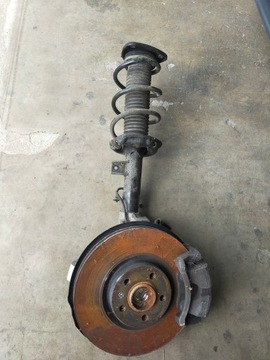 Volvo xc40 19- поворотна опора права супорт амортизатор фото №1