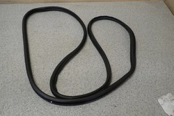 Suzuki swift mk7 10- прокладка двері передніх правих фото №1