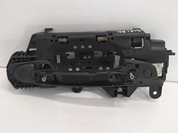 Ручка двері праві зад audi a4 b9 8w0837206b 8w0837812a фото №1