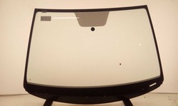 Стекло лобовое передняя лобовое seat arona 2017- фото №1