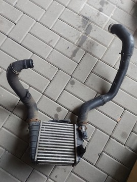 Интеркулер skoda fabia 1.4 tdi 6q0145804a фото №1