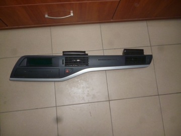 Консоль воздуховод citroen c5 9682359377 фото №1