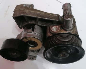 Насос усилителя iveco daily 2.3 504385414 фото №1