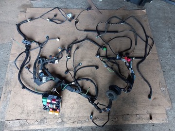 Peugeot 2008 1.2b жгут установка стены фото №1