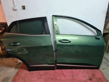 Двері праві перед kia sportage v ex фото №1