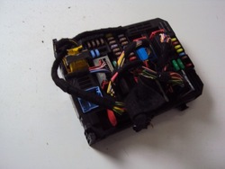 Модуль коробка bsi peugeot 208 ii 2019- фото №1