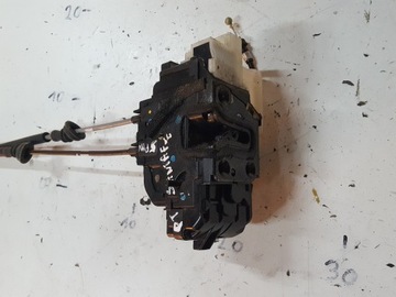 Santa fe ii 06-09r замок двері правий зад 5 pin фото №1