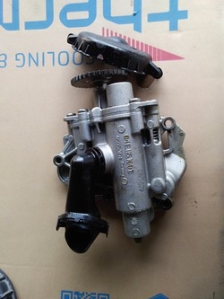 Octavia iii 1.4 tsi насос масла 04e115109e фото №1