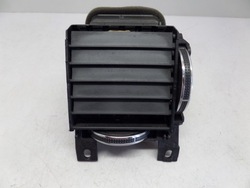 Решітка повітропровід права середня vectra c signum 02-08 фото №1