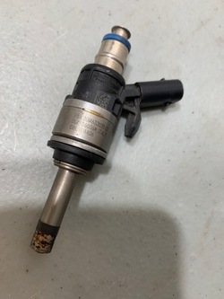 Инжектор топлива vw, skoda, audi 06k906036m фото №1